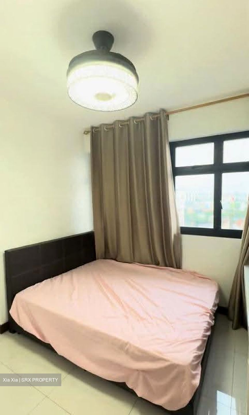 Blk 63 Greentops @ Sims Place (Geylang), HDB 3 Rooms #638165521
